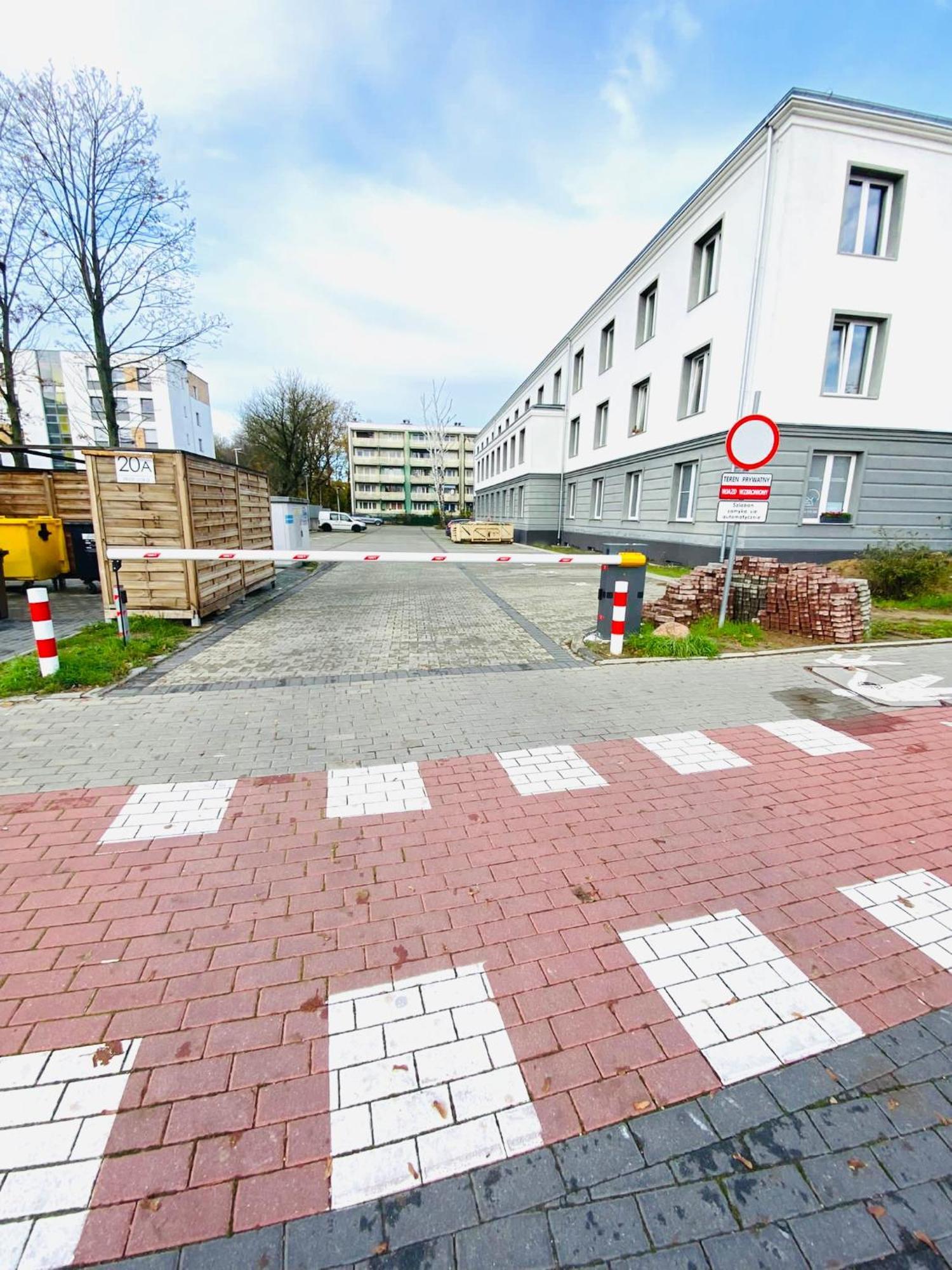 Walczaka Nr 45-miejsce Parkingowe *